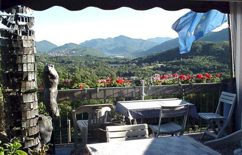 https://www.adhikara.ch/vincenzo_altepost/Vincenzo/kreativ_ferien_terrasse.jpg
